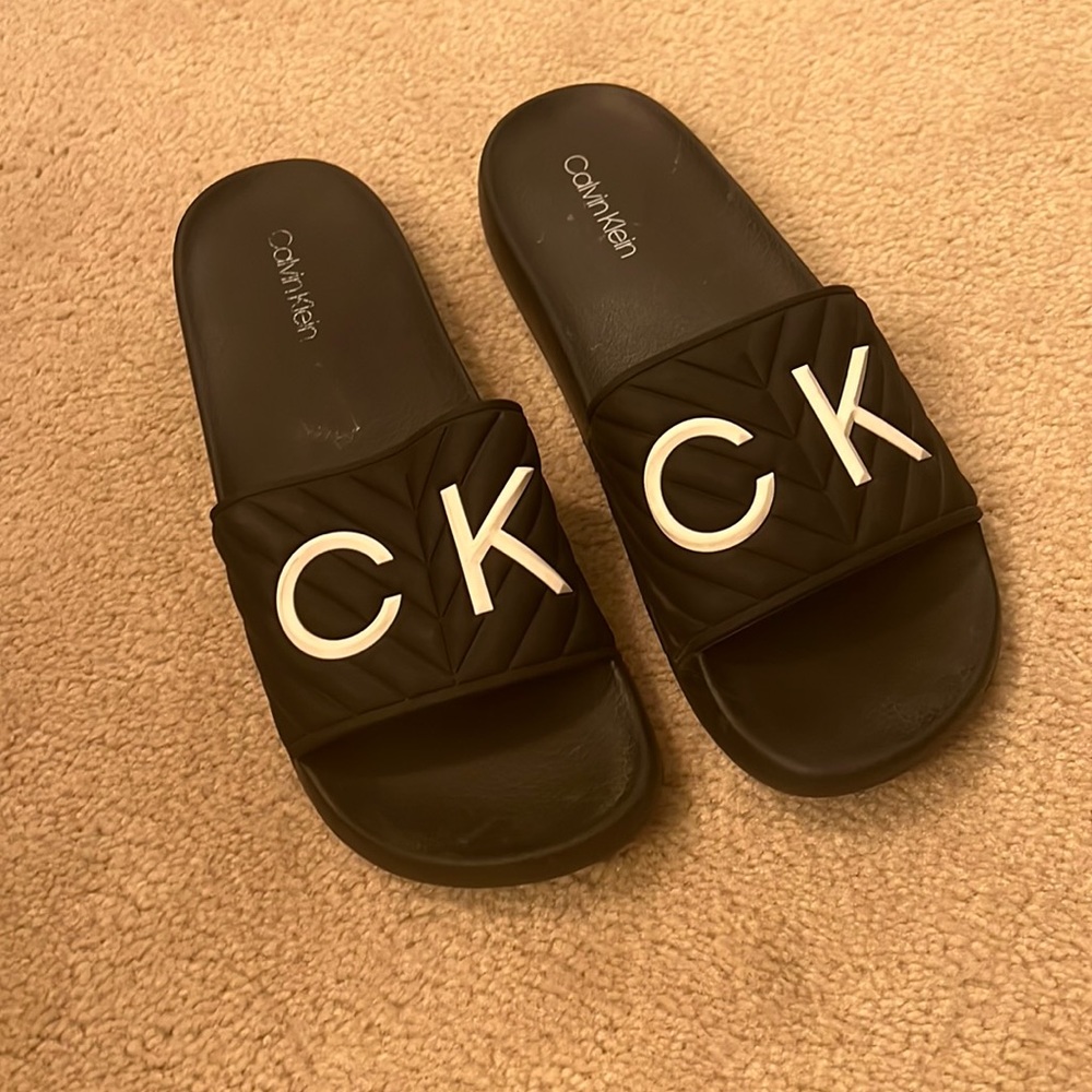 Calvin Klein rubber slippers